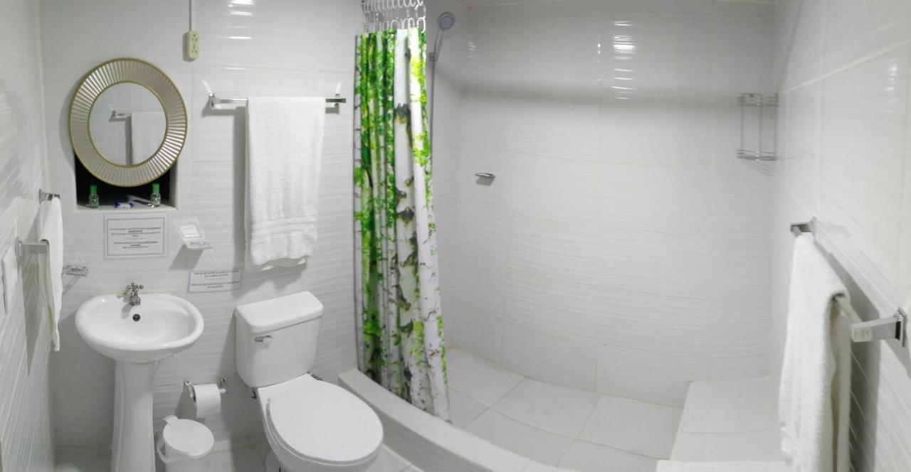 Arboleda Hostal Santo Domingo Ruang foto