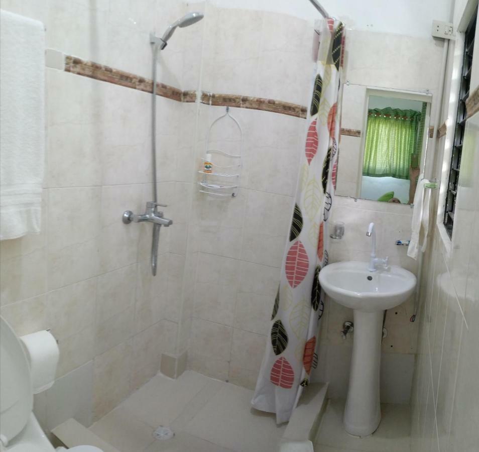 Arboleda Hostal Santo Domingo Bagian luar foto