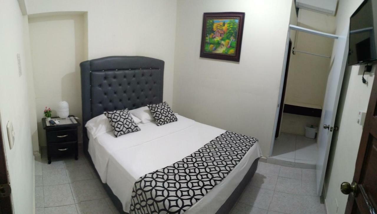 Arboleda Hostal Santo Domingo Bagian luar foto